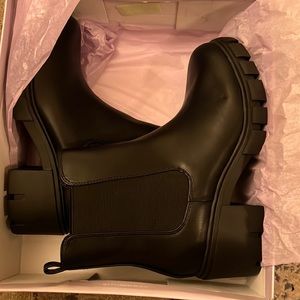 steve madden tessa lug sole boots